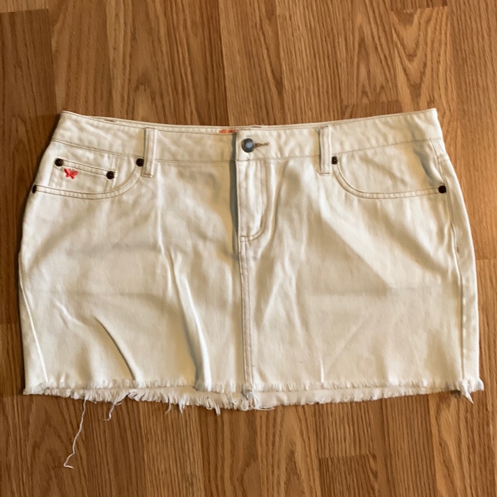 White Aeropostale mini skirt size 11/12